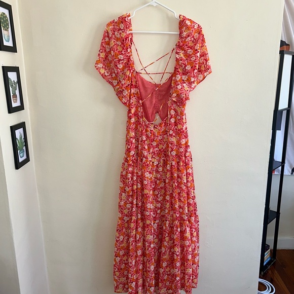 ASTR the Label Floral Cinched Bust Cutout Center Midi Dress - Picture 4 of 5